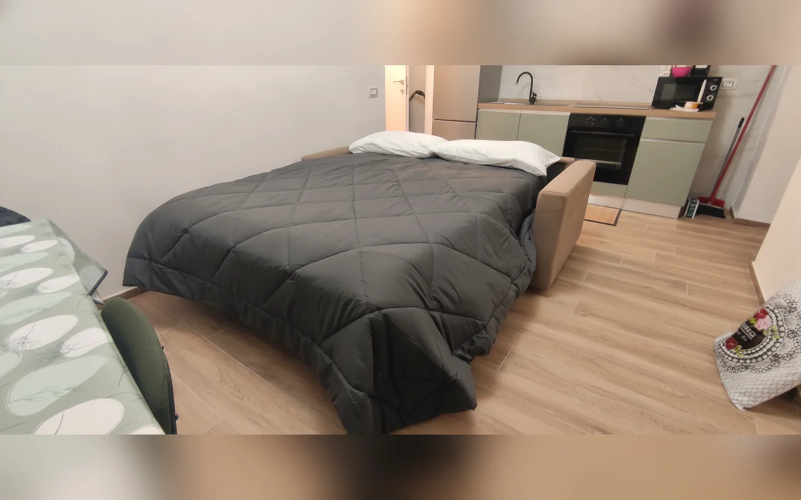 Camera con bagno privato — La Casa In Fiera, Pero (Lombardia) (foto 8)